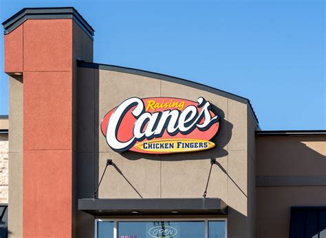 Raising Cane's Is the Southern Chicken Chain You're About to .